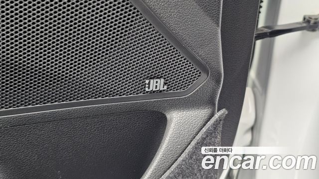Hyundai i30 2019 — photo 30