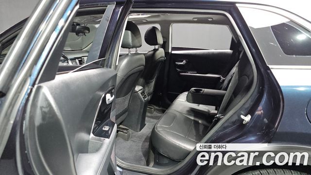 Kia Niro 2018 — photo 24