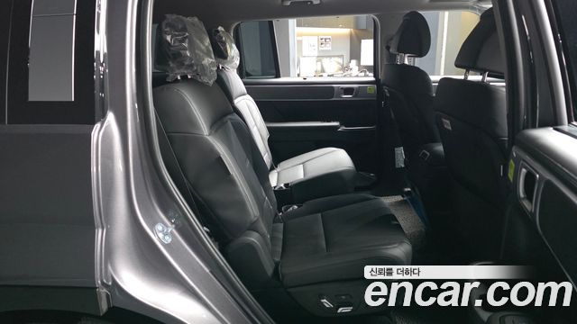 Hyundai Santafe 2024 — photo 18