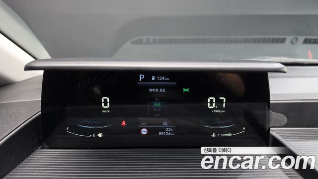 Hyundai Staria 2022 — photo 11