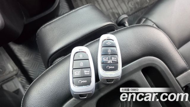 Hyundai Staria 2022 — photo 24