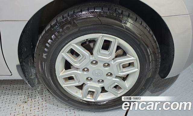 Hyundai Staria 2022 — photo 7