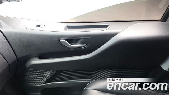 Hyundai Staria 2022 — photo 15