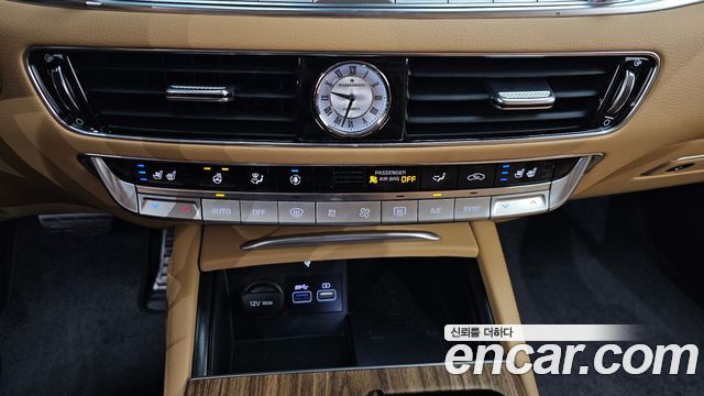 Kia K9 2023 — photo 25