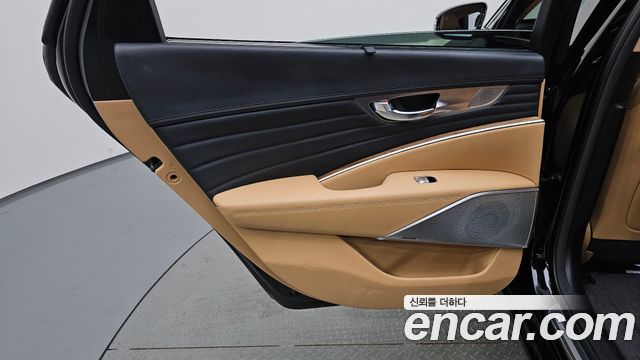 Kia K9 2023 — photo 15