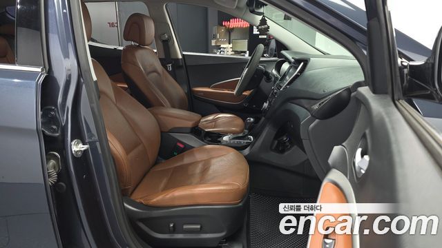 Hyundai Santafe 2016 — photo 17