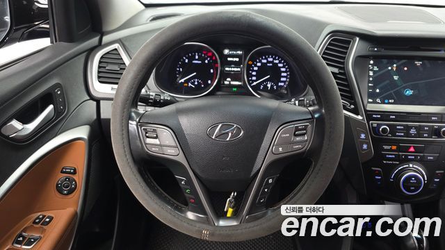 Hyundai Santafe 2016 — photo 19