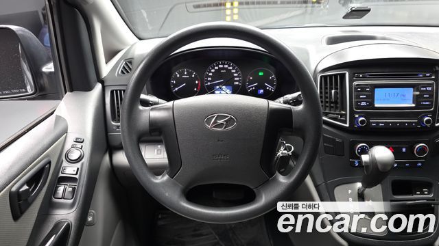 Hyundai Starex 2019 — photo 19