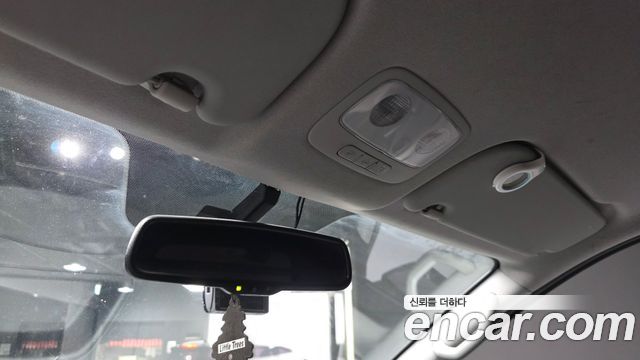 Hyundai Starex 2019 — photo 22