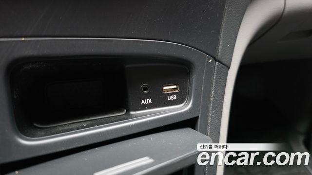 Hyundai Starex 2019 — photo 28
