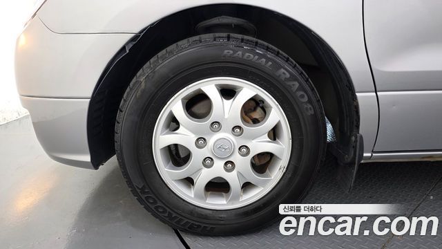 Hyundai Starex 2012 — photo 5