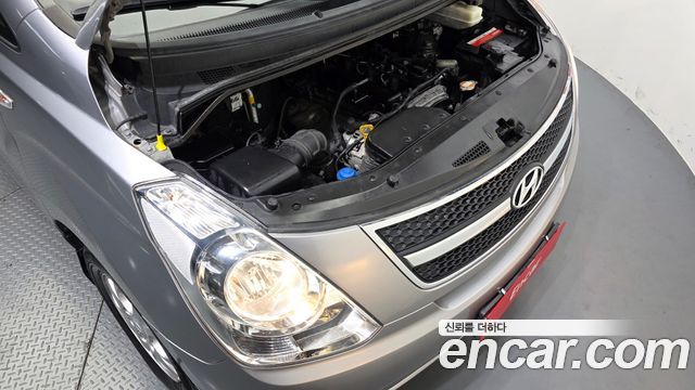 Hyundai Starex 2012 — photo 6