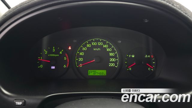 Hyundai Starex 2012 — photo 8