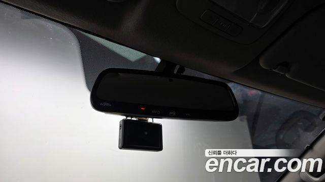 Hyundai Starex 2012 — photo 19