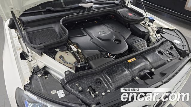 Mercedes-Benz GLS-Class 2022 — photo 6