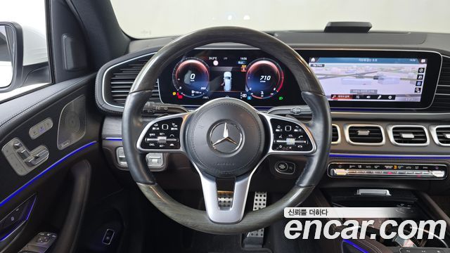 Mercedes-Benz GLS-Class 2022 — photo 19