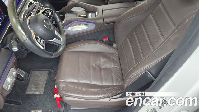 Mercedes-Benz GLS-Class 2022 — photo 26