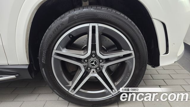 Mercedes-Benz GLS-Class 2022 — photo 7