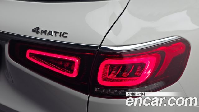 Mercedes-Benz GLS-Class 2022 — photo 9