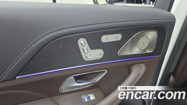 Mercedes-Benz GLS-Class 2022 — photo 27