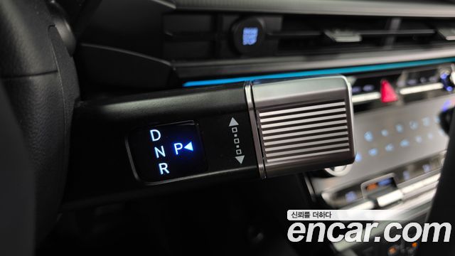 Hyundai Santafe 2025 — photo 12