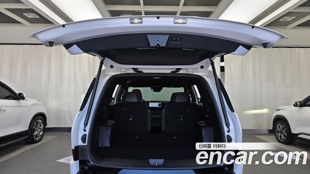 Hyundai Santafe 2025 — photo 26