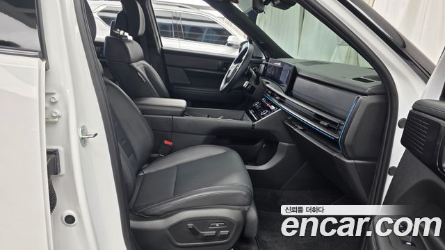 Hyundai Santafe 2025 — photo 16