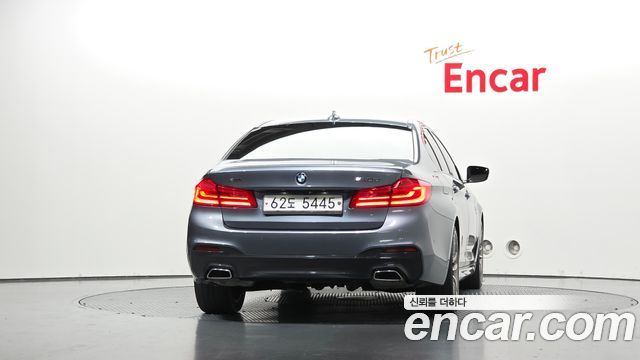 BMW 5-Series 2017 — photo 4