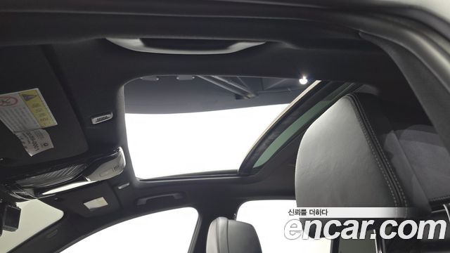 BMW 5-Series 2017 — photo 24