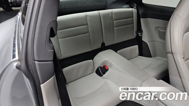 Porsche 911 2022 — photo 17