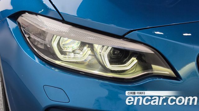BMW M2 2018 — photo 8