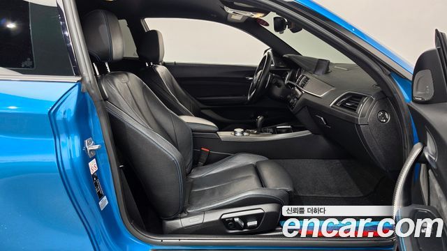 BMW M2 2018 — photo 16