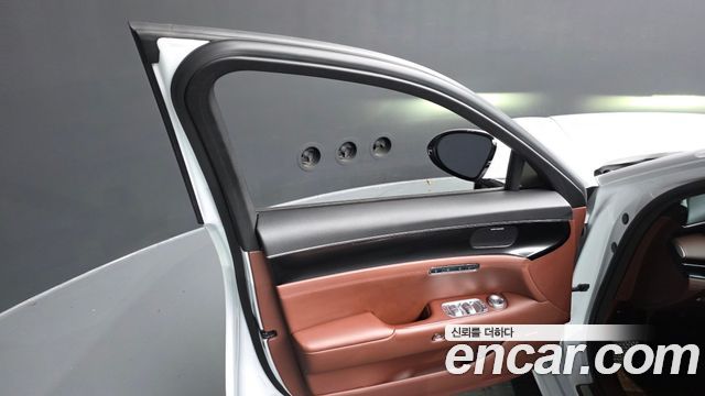 Genesis G90 2025 — photo 14