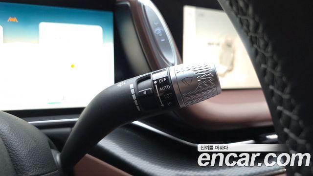Genesis G90 2025 — photo 30