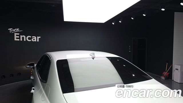 Genesis G90 2025 — photo 39