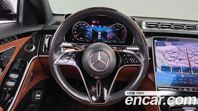 Mercedes-Benz S-Class 2021 — photo 13