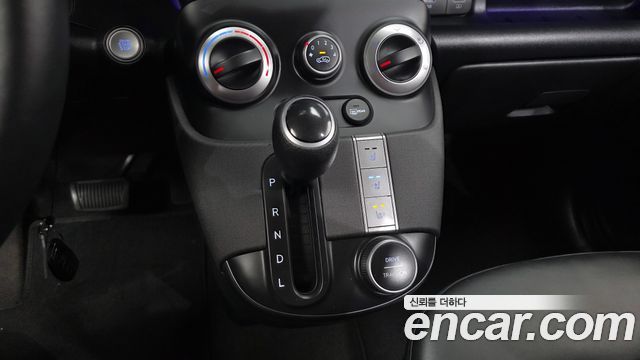 Hyundai Casper 2023 — photo 12
