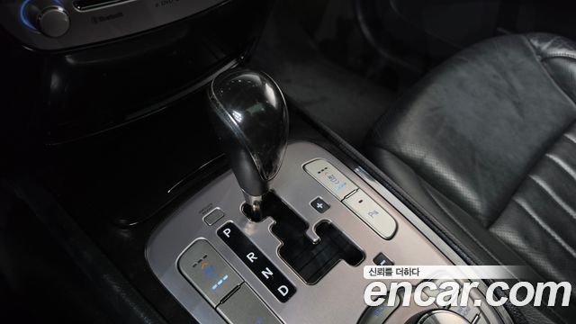 Hyundai Genesis 2012 — photo 9