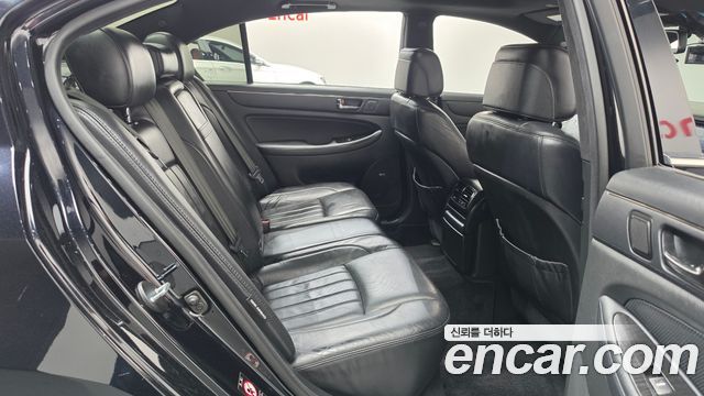 Hyundai Genesis 2012 — photo 11