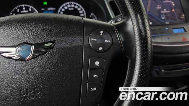 Hyundai Genesis 2012 — photo 16