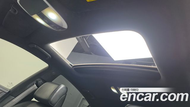 Hyundai Genesis 2012 — photo 17