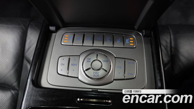 Hyundai Genesis 2012 — photo 18