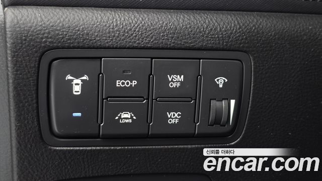 Hyundai Genesis 2012 — photo 20