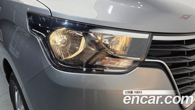 Hyundai Starex 2021 — photo 8