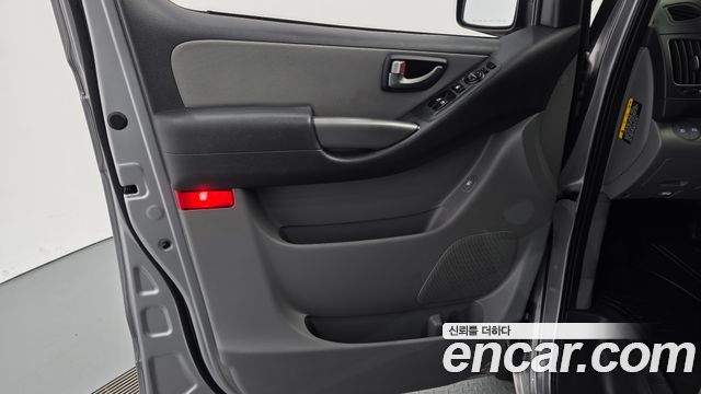 Hyundai Starex 2021 — photo 14