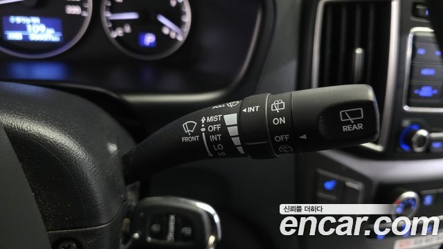 Hyundai Starex 2021 — photo 28