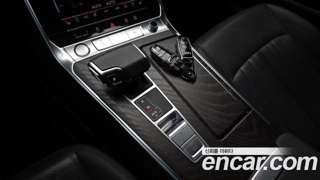 Audi A6 2020 — photo 12