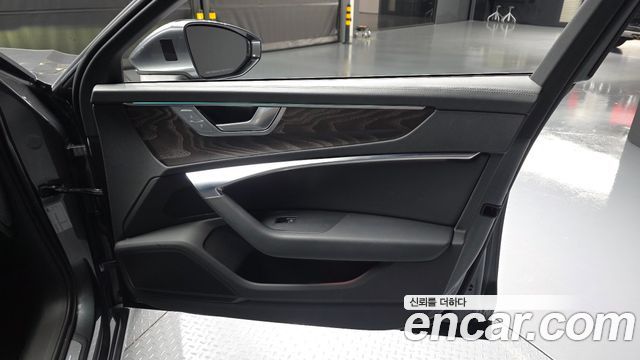 Audi A6 2020 — photo 14