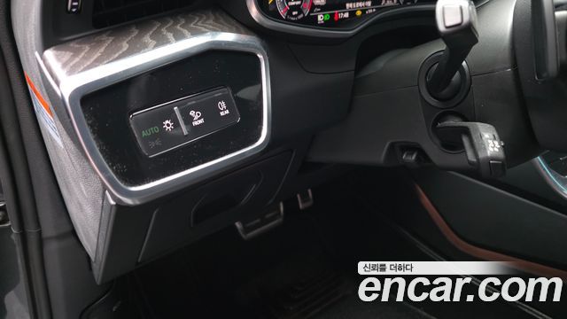 Audi A6 2020 — photo 27