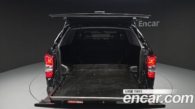 KG Mobility Rexton 2019 — photo 32